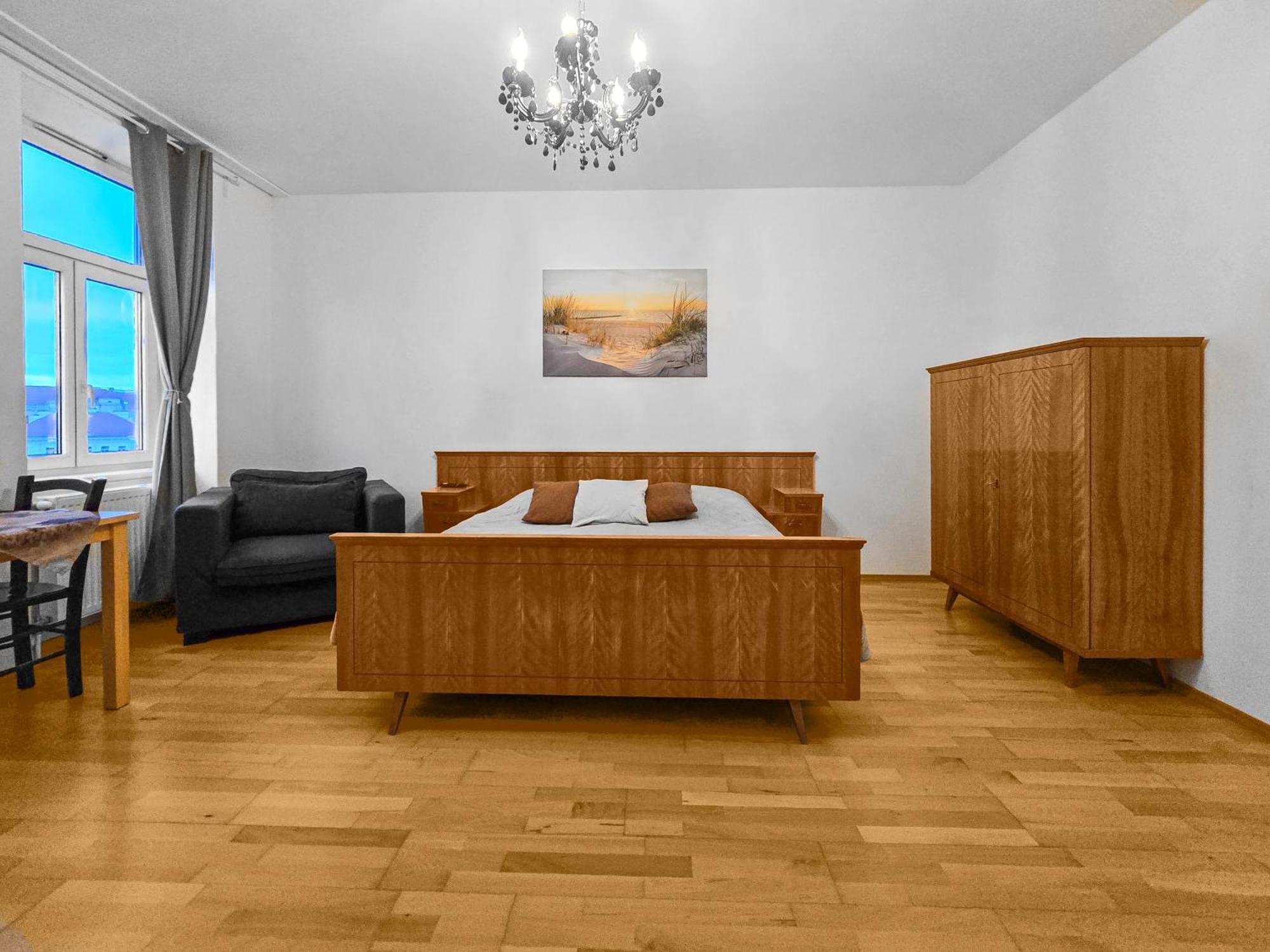Three-Bedroom, Three King-Size Bed Retreat 비엔나 외부 사진
